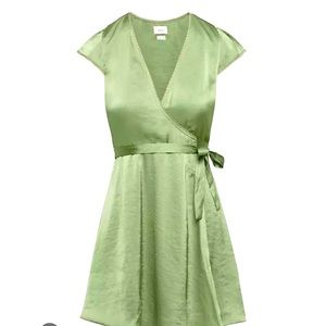 Aritzia Wilfred “Mademoiselle Dress” Size Large Womens